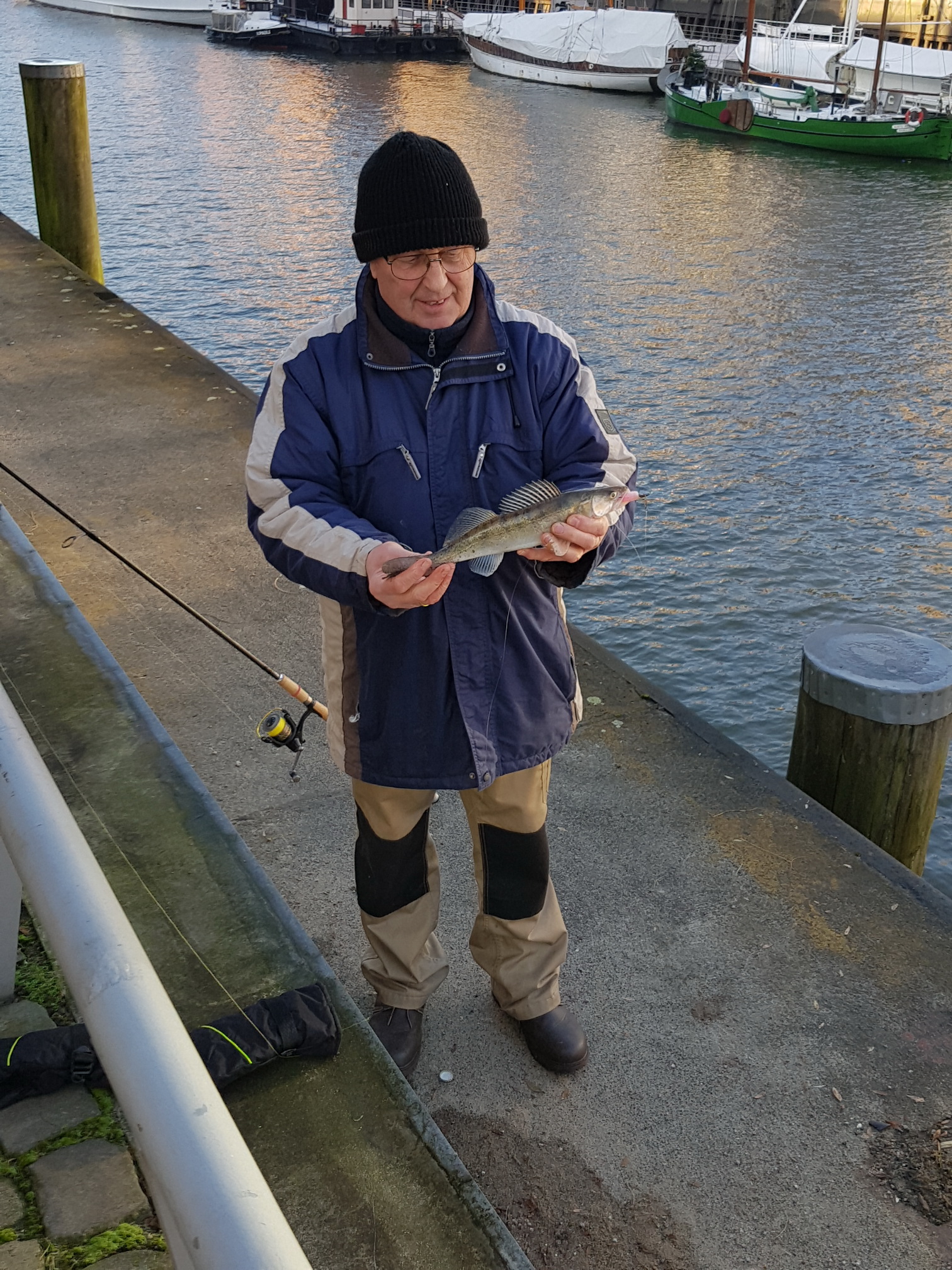 ASV Hamburger Angler e.V. 161230 ZanderAbangeln1